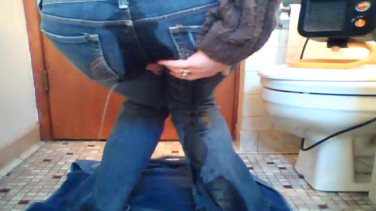 Drum reccomend peeing jeans public